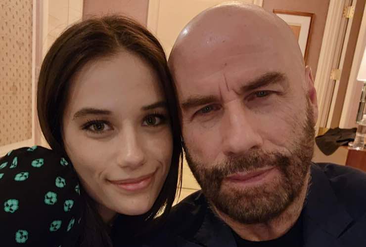 john travolta appare sui social insieme alla figlia